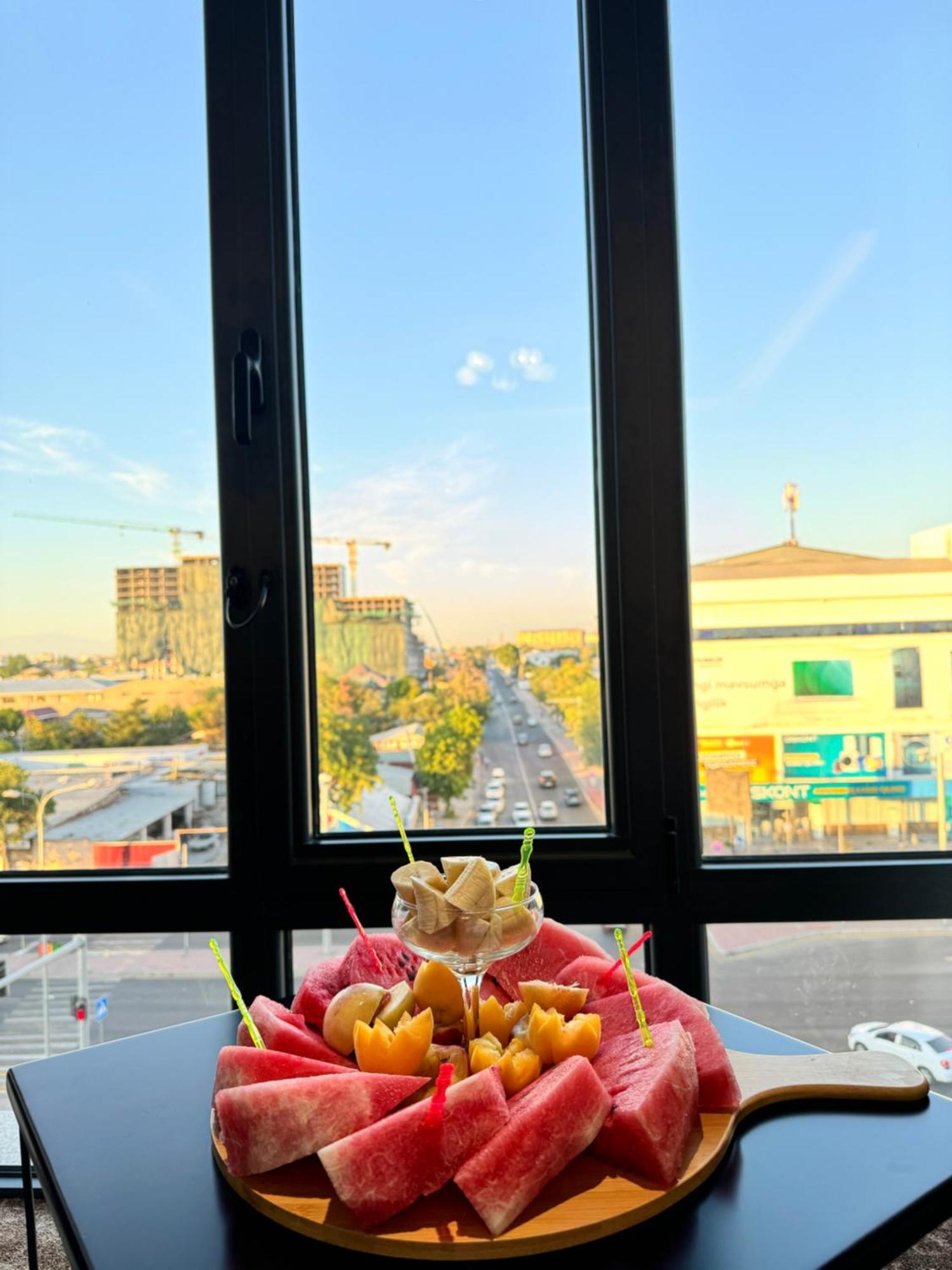 Garnet Mir Hotel Tashkent Ngoại thất bức ảnh