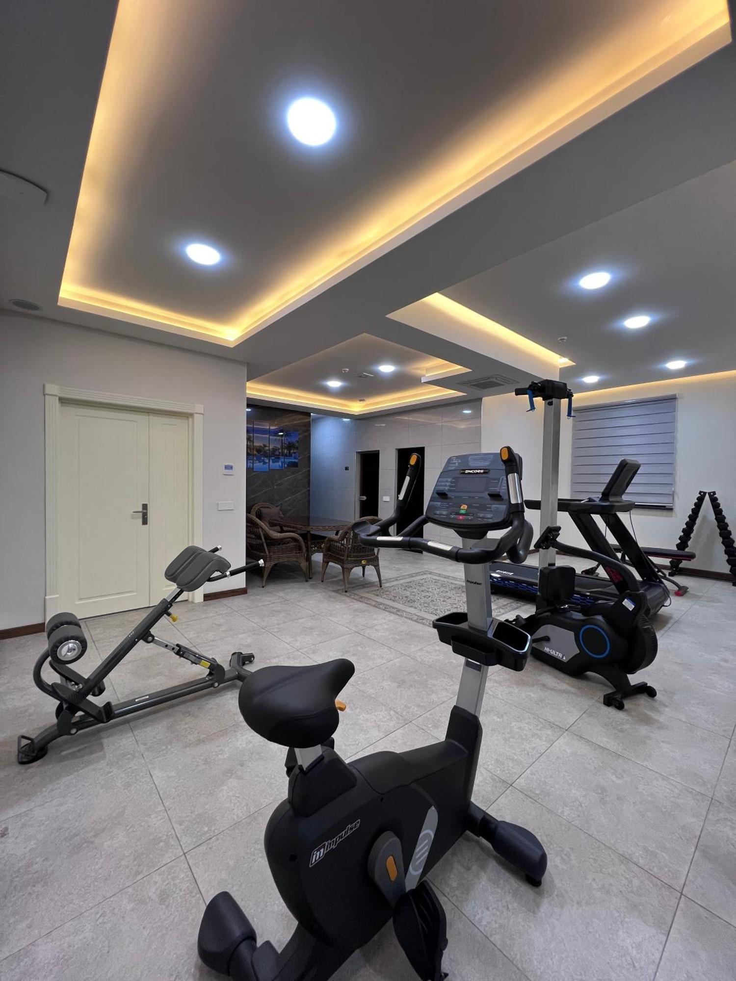 Garnet Mir Hotel Tashkent Ngoại thất bức ảnh