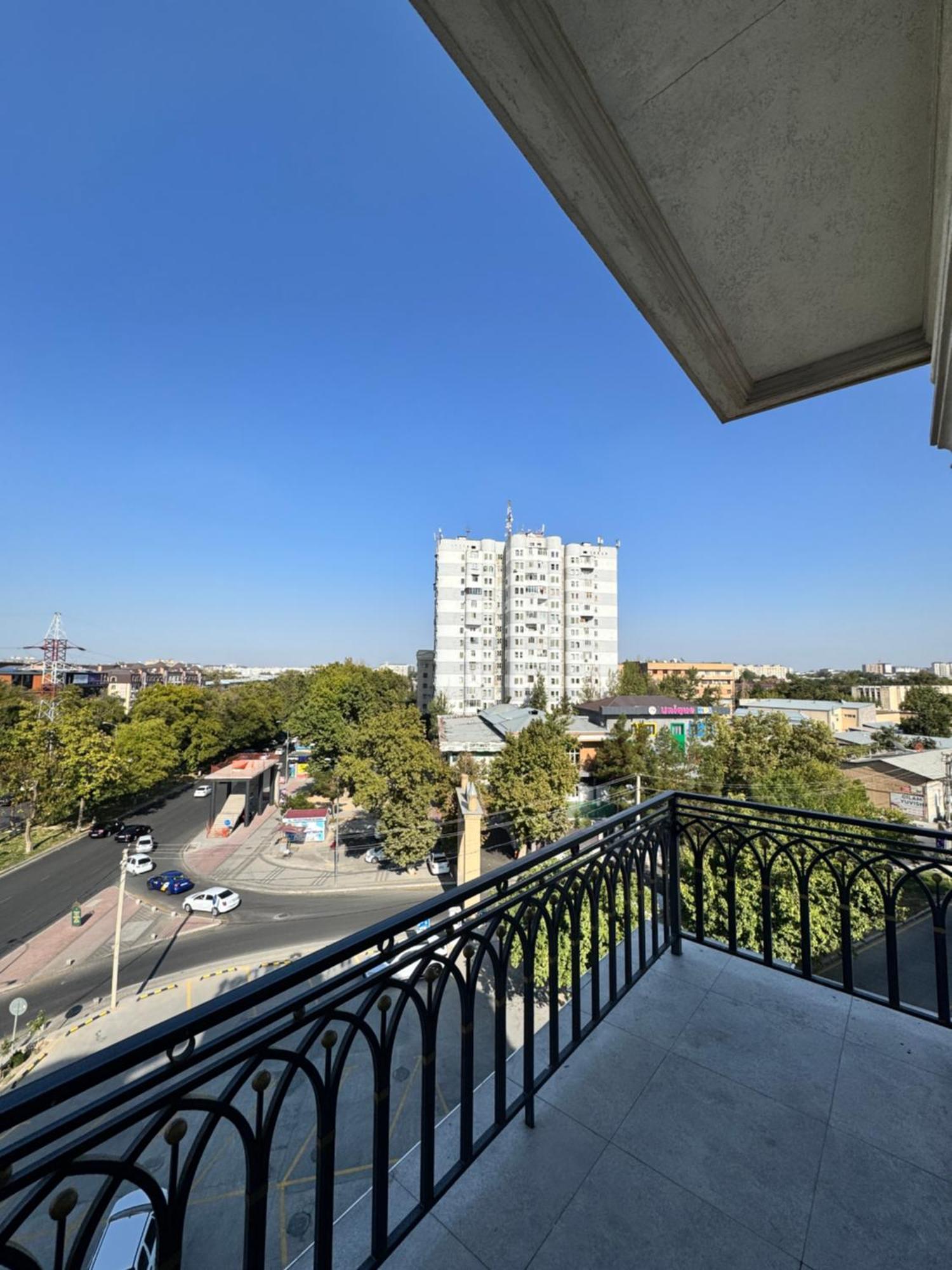 Garnet Mir Hotel Tashkent Ngoại thất bức ảnh