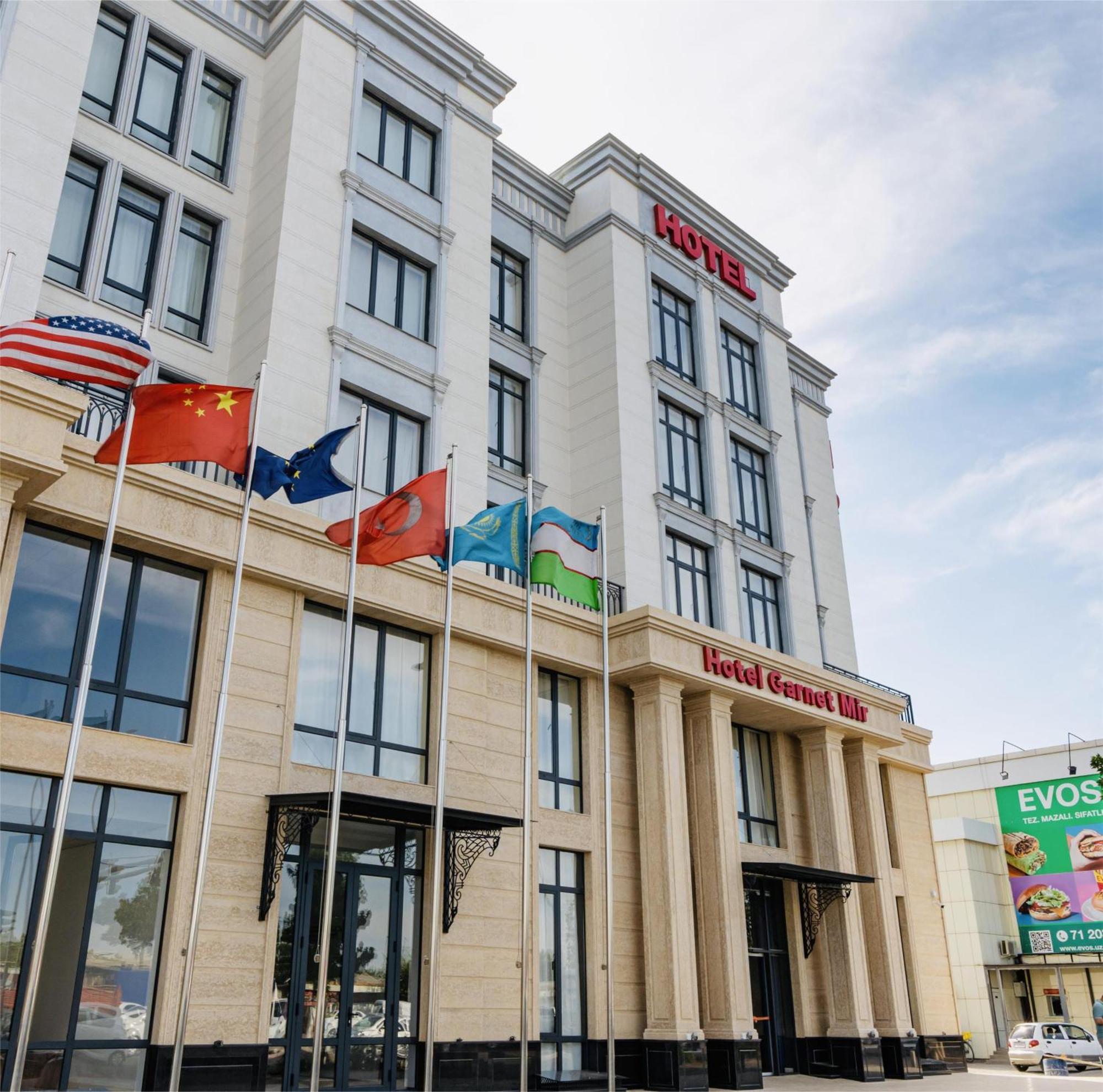 Garnet Mir Hotel Tashkent Ngoại thất bức ảnh